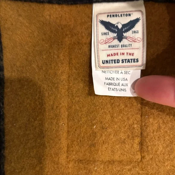 Filson Pendleton Wool Blanket - Picture 8 of 9